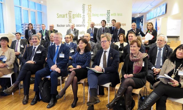 Santalices pide que a Unión Europea teña en conta o reto demográfico na programación financiera para os próximos anos